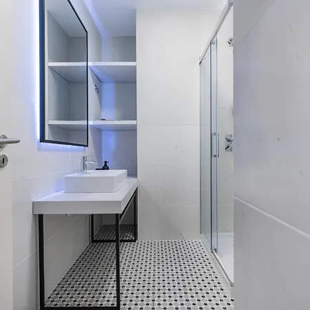 Lejlighed Liberdade Concept 3bdr By Lovelystay Lisboa