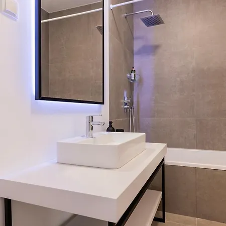 Apartment Liberdade Concept 3bdr By Lovelystay *