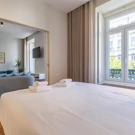 Апартаменти Liberdade Concept 3bdr By Lovelystay